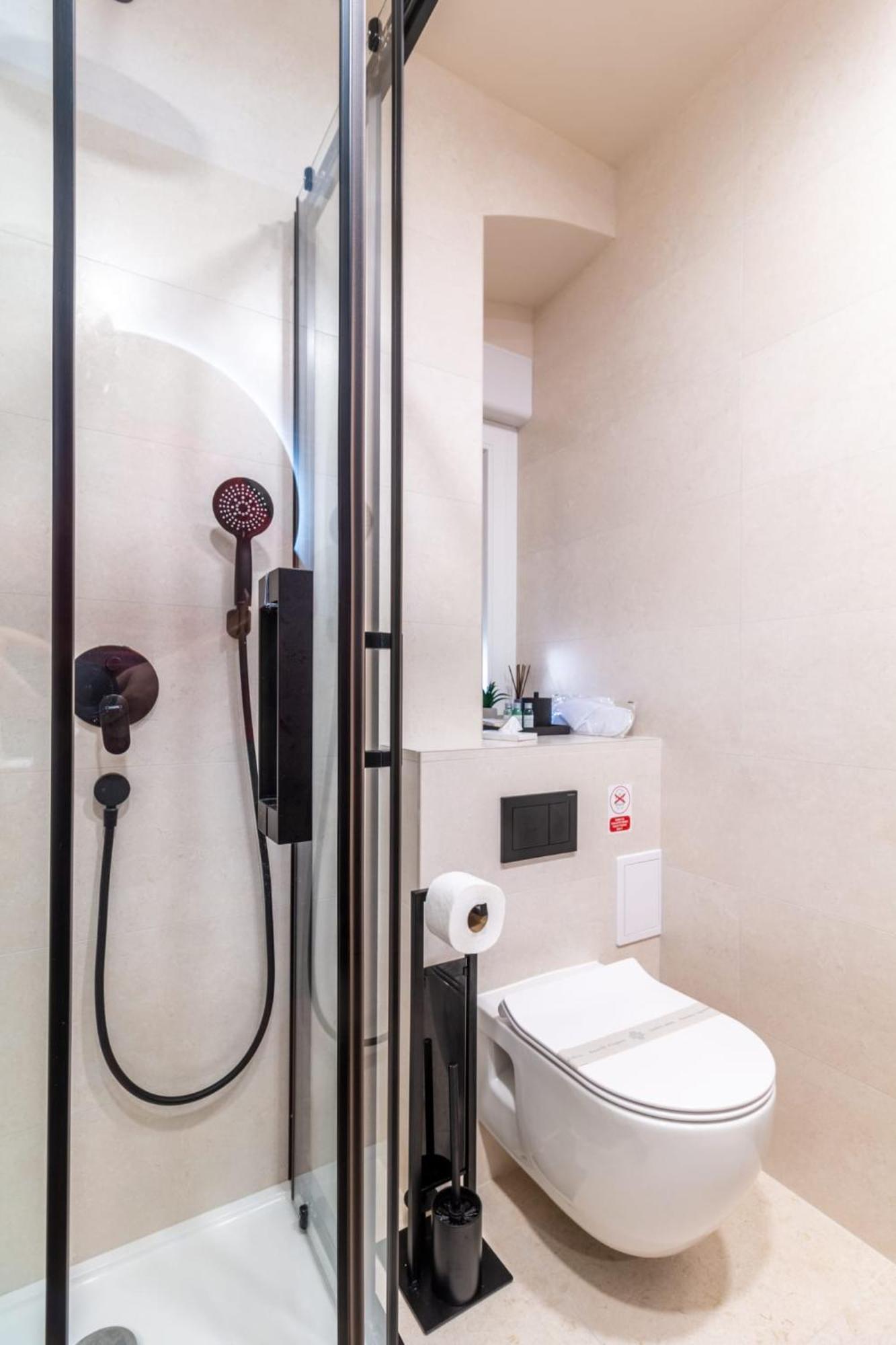 Apartment Centre In Stone House 스플리트 외부 사진